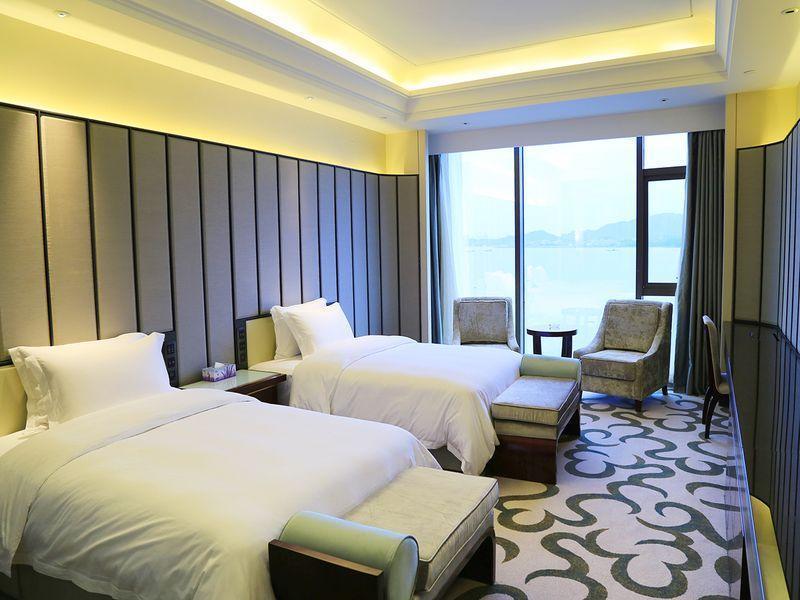 Xiamen Goldcommon Royal Seaside Hotel And Hot Spri Bagian luar foto